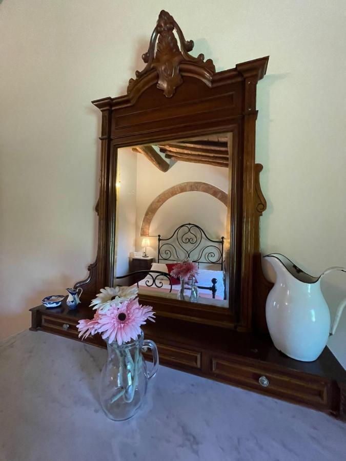 Podere I Sorbi, Spacious Tuscan Villa, Lajatico, Nr Pisa Molino Mazzetti Dış mekan fotoğraf